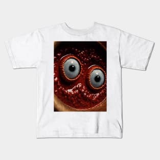 Eyes that see everything and see beyond ourselves Kids T-Shirt